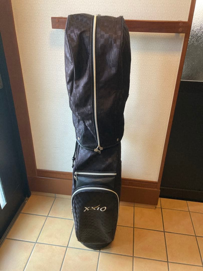 ゼクシオ　キャディーバッグ　中古品