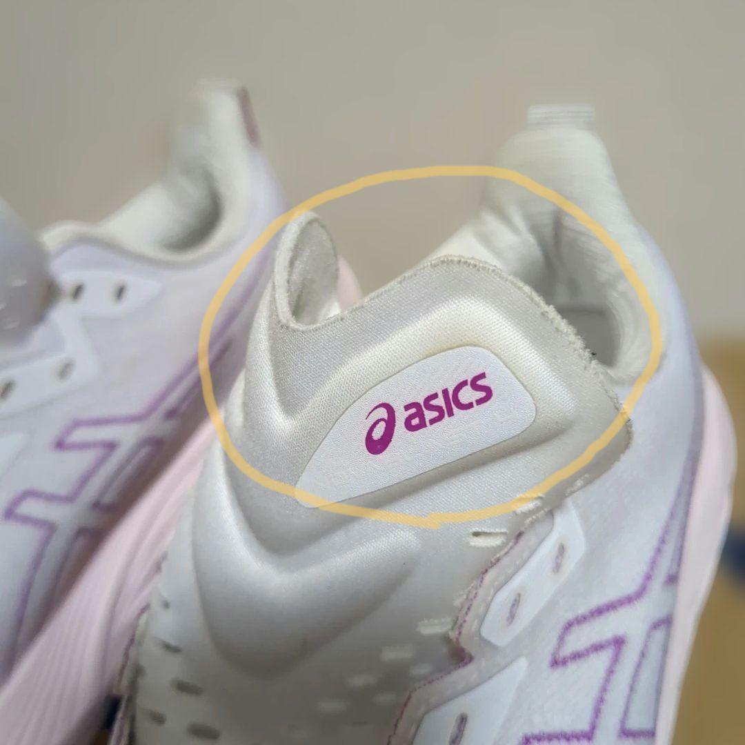 ASICS　NOVABLAST4★ランニングシューズ★レディース★23.5