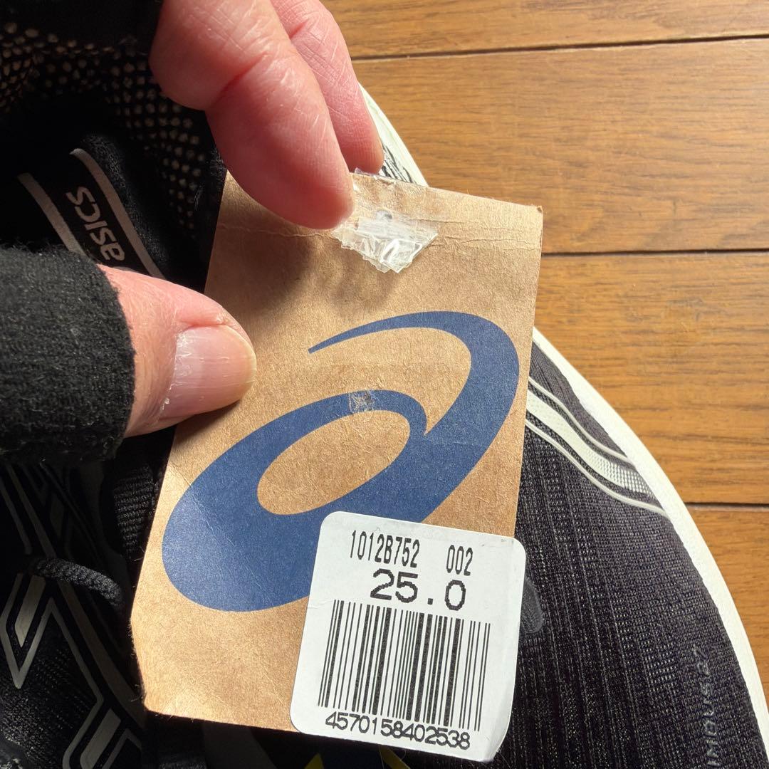 新品未使用品　　asics 　GEL-NIMBUS27 　サイズ25,0cm