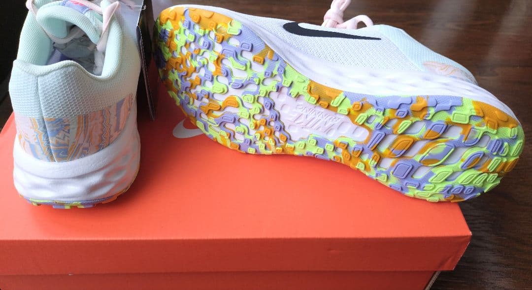 ナイキ　レボリューション6　シューズ　NIKE　ピンク　24cm　スニーカー