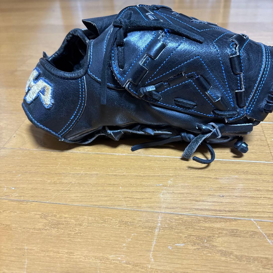 ハタケヤマ　硬式グローブ　投手用　ブラック