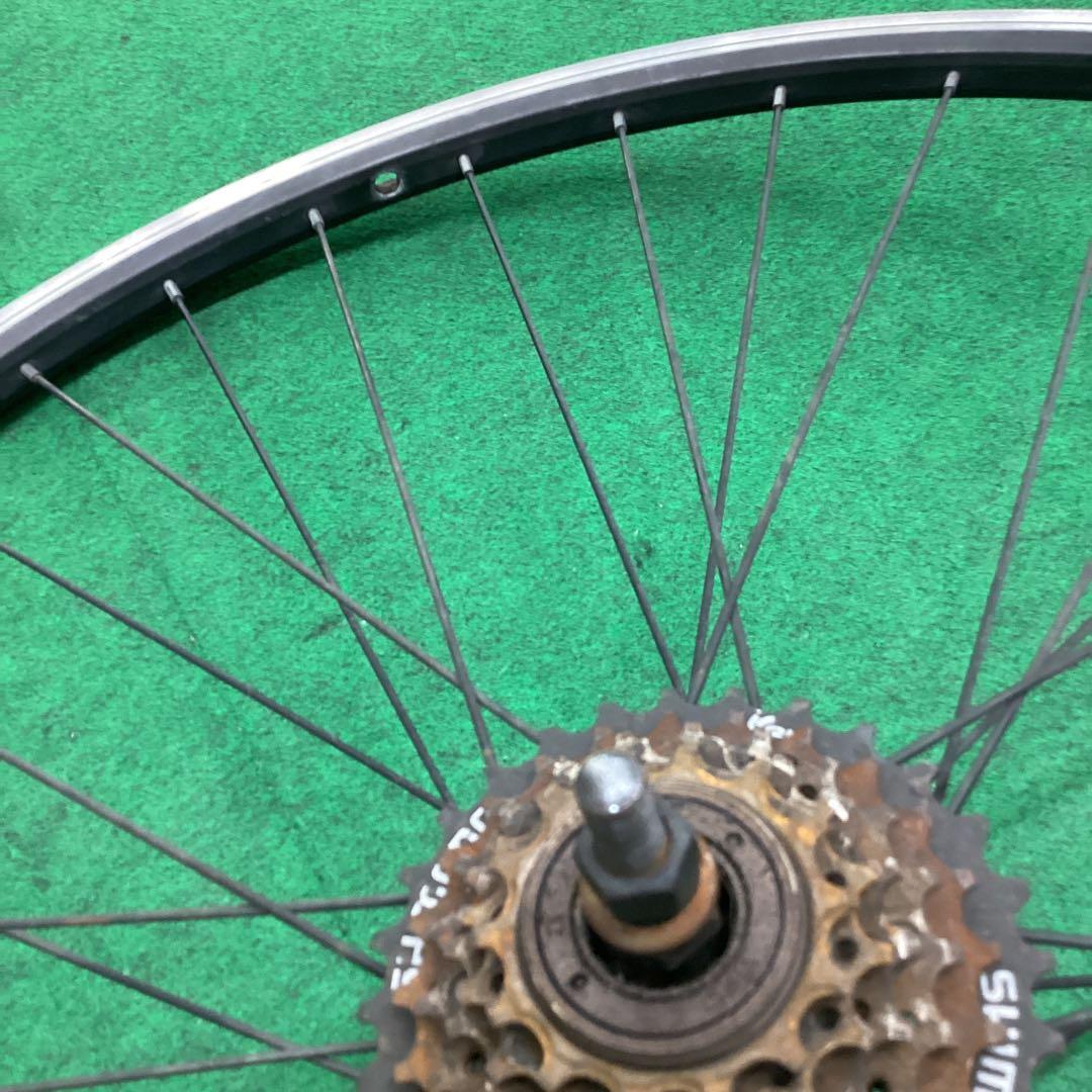 アルミリム　後輪 700c リア 35cタイヤがついてました