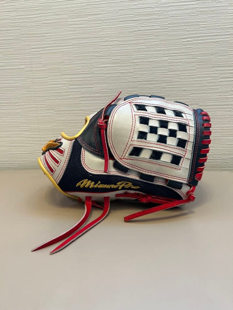 Mizuno Pro 軟式グローブ ホワイト/ネイビー/レッド　オーダー