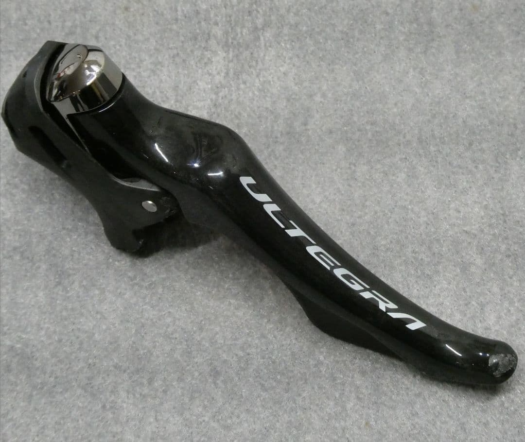 ジャンク品　SHIMANO ST-R8000　ULTEGRA 11速　右レバー