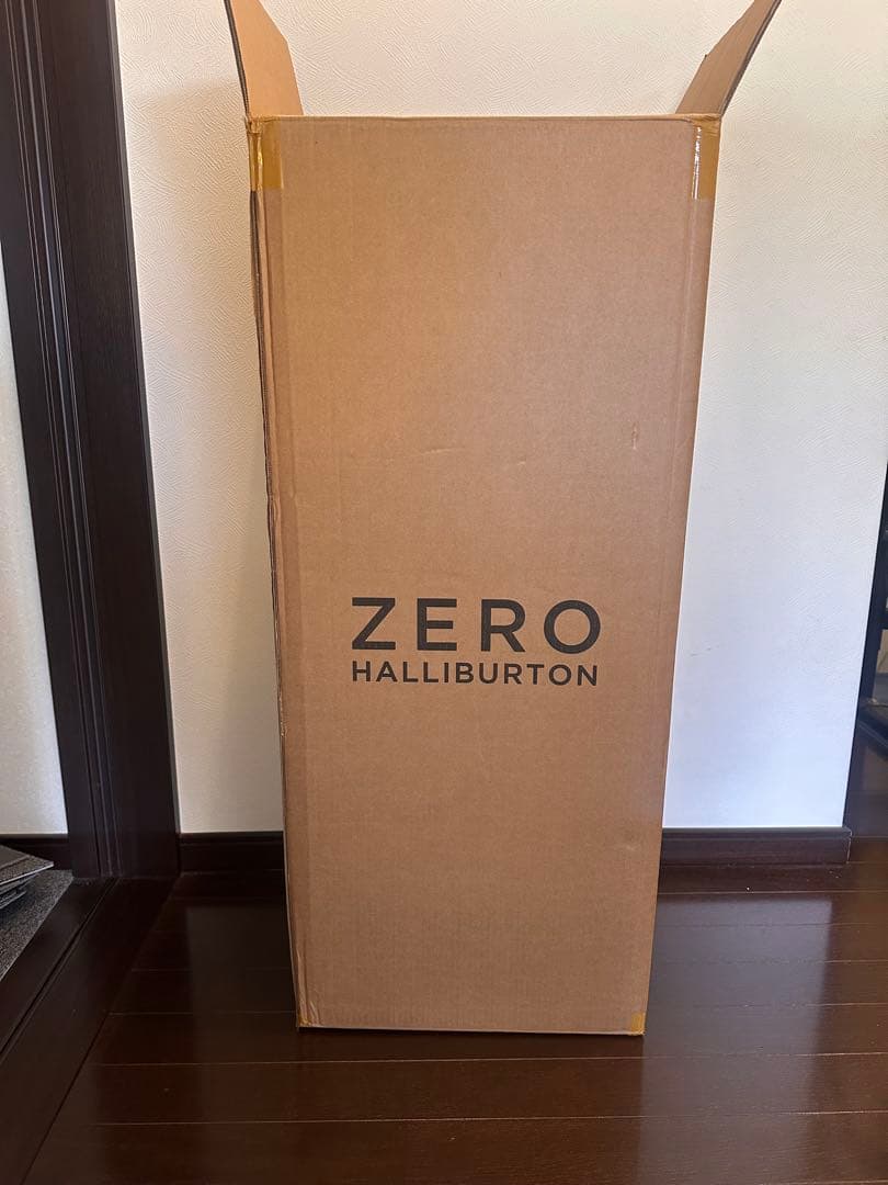 ZERO HALLIBURTON 新品　キャディーバッグ