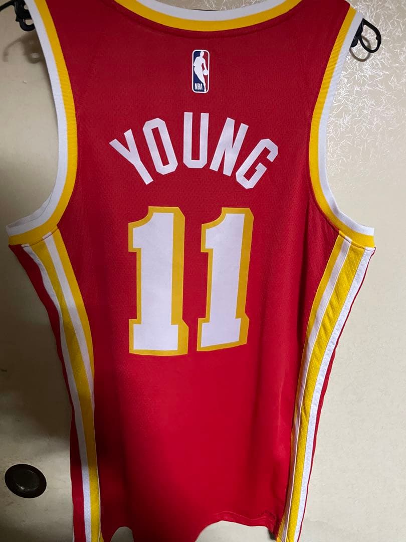 ATLANTA YOUNG ユニフォーム 11 Mサイズ