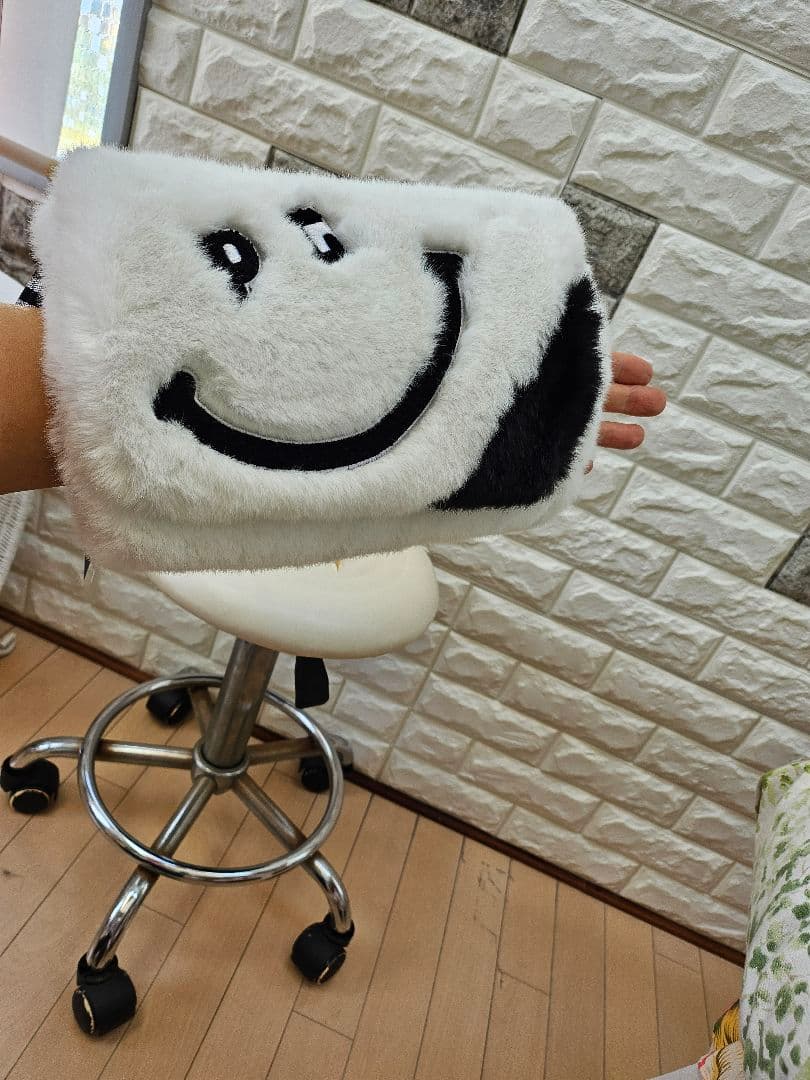◆値下げしました◆パーリーゲイツ　ウェストハンドウォーマー　ファー素材
