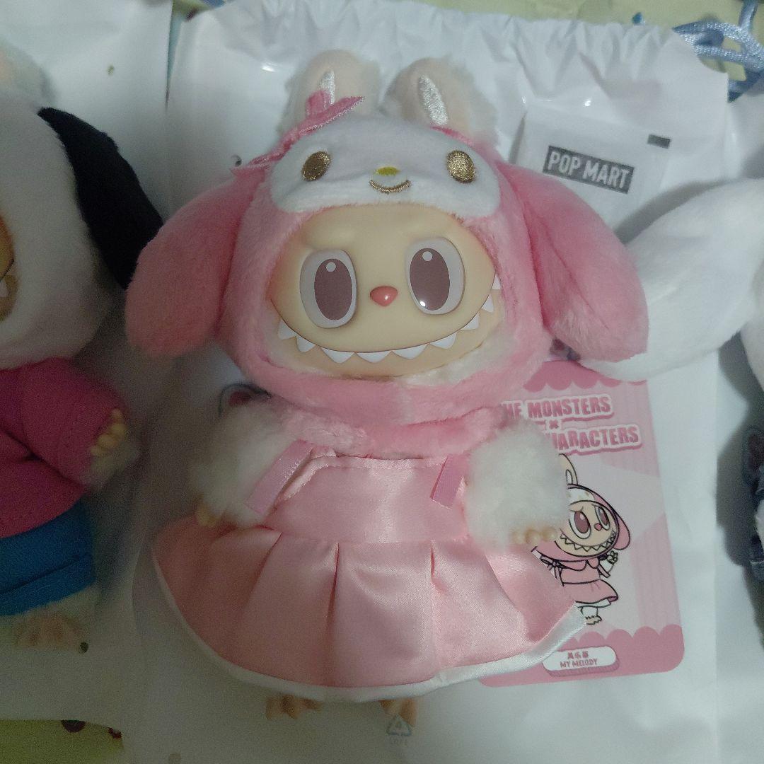 POP MART　ラブブ　サンリオ　ポチャッコ　マイメロディ