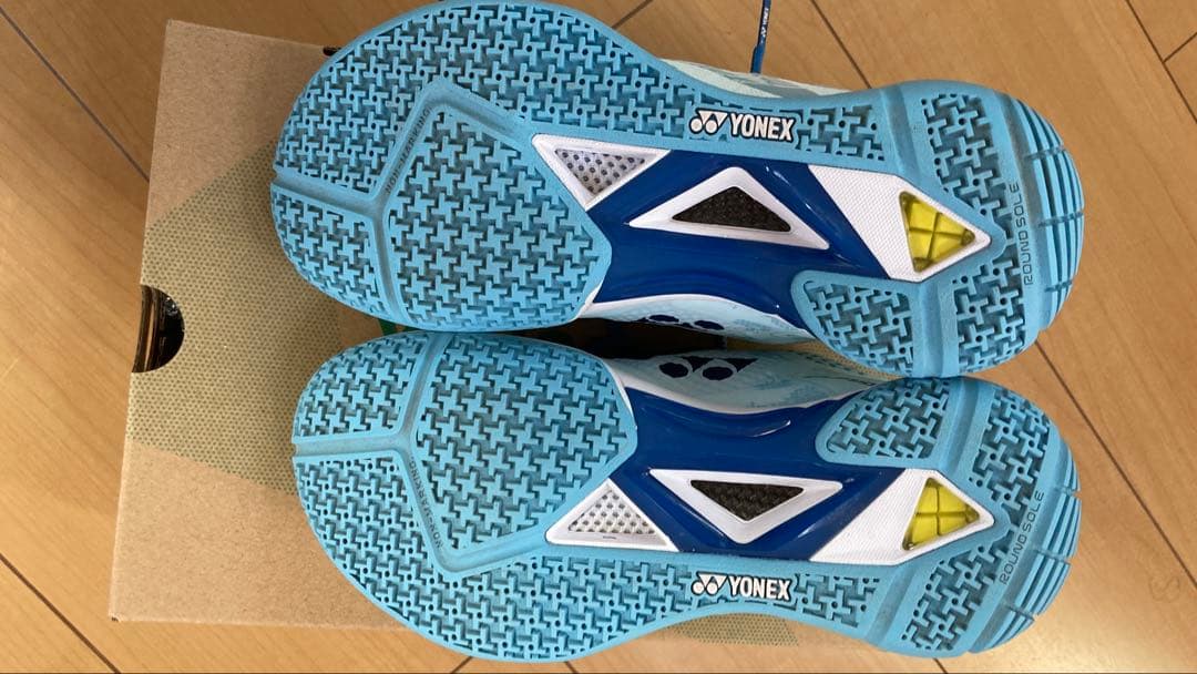 YONEX バドミントンシューズ SHB-03Z 22.5cm