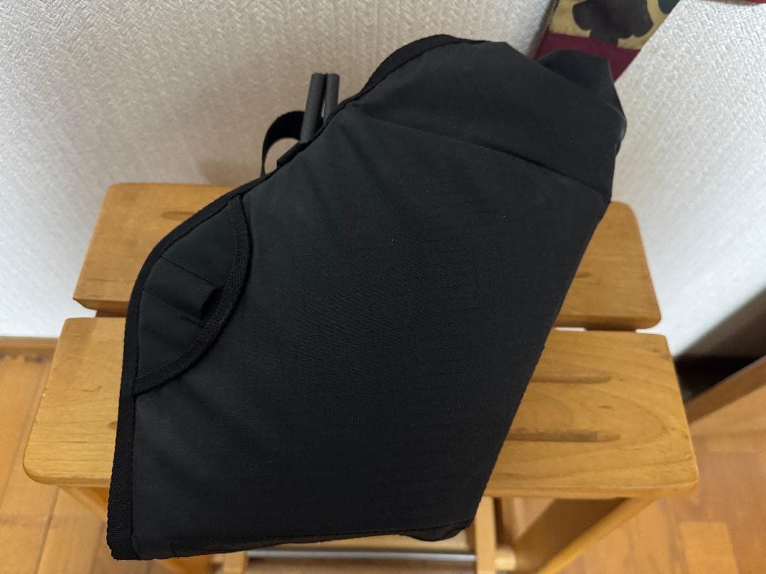 FR-chair carbon field / チェアカーボンフィールド
