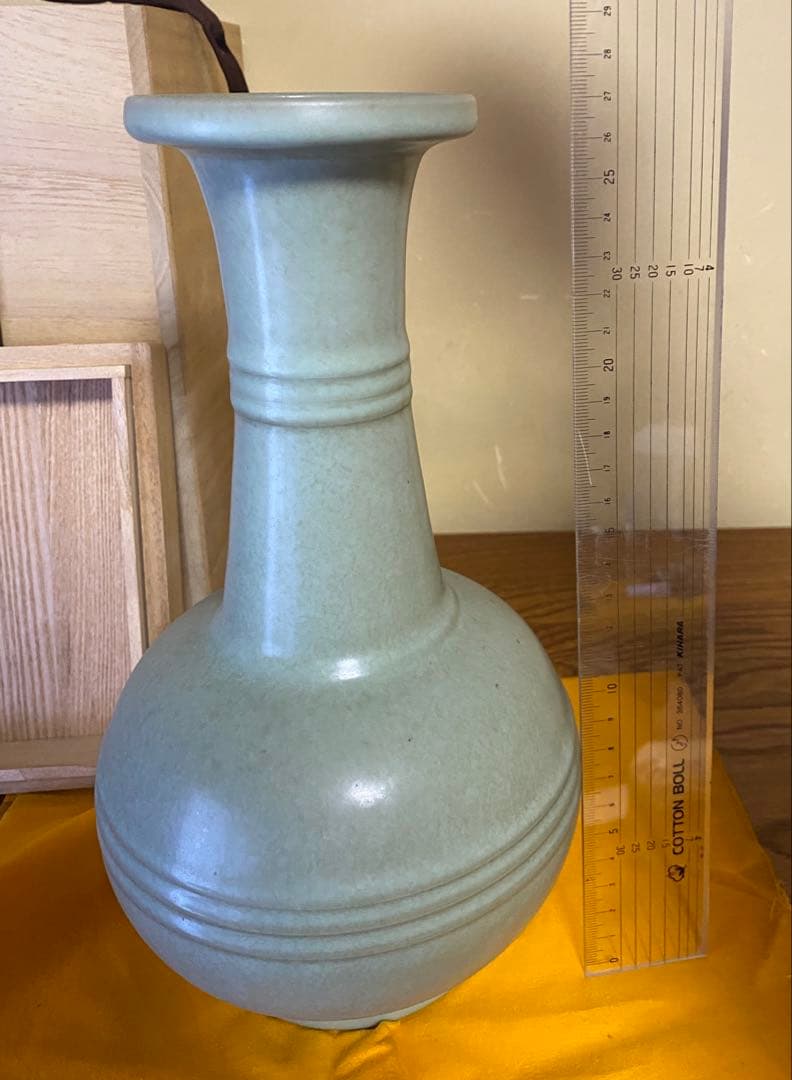 人間国宝　中島宏　作　青磁　花入　花瓶　陶芸家　陶磁器