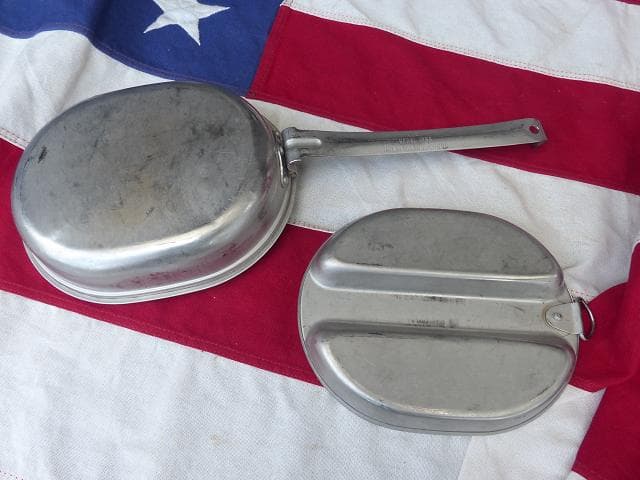 ナム戦 1966” 米軍実物　メスキットパン REGAL　313 食器