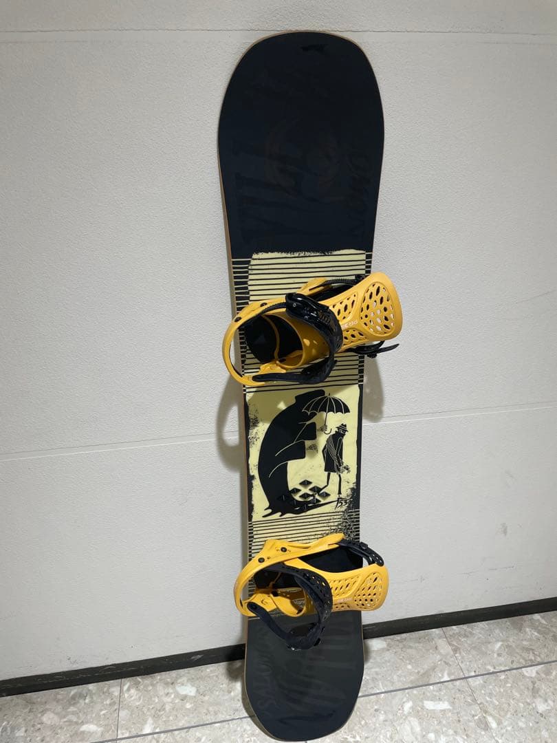【美品】SALOMON サロモンスノーボード　ビレイン VILLAIN 153