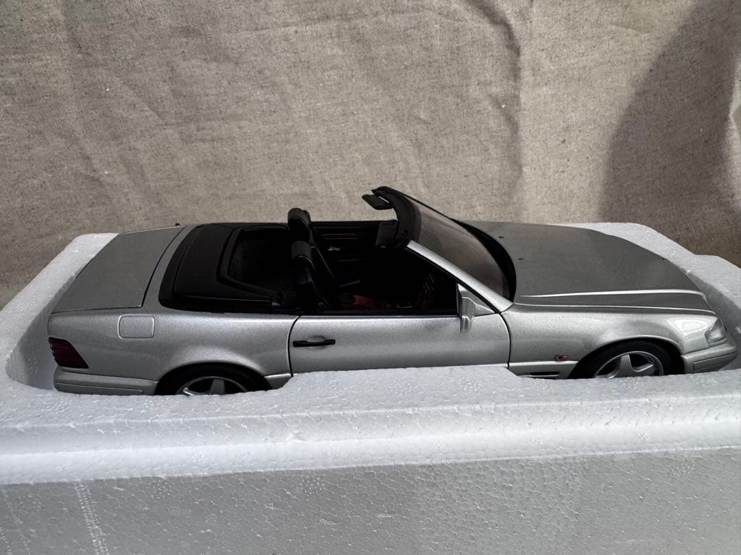 メルセデス・ベンツ SL 600 1/18 1:18 Mercedes Benz