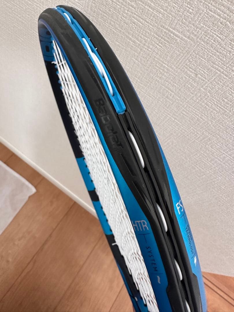 バボラ Pure Drive Team 100(2021)