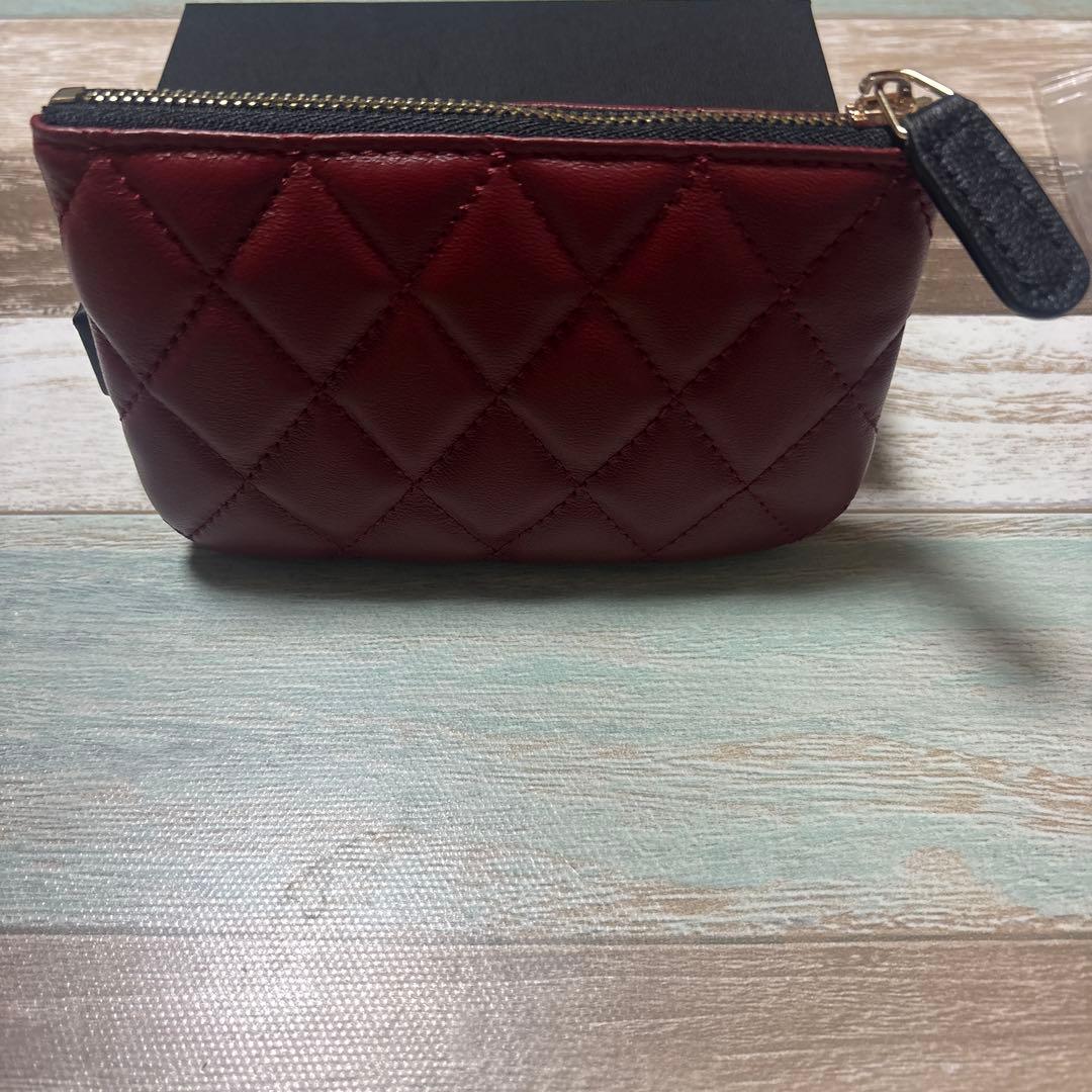 CHANEL ケース ノベルティ