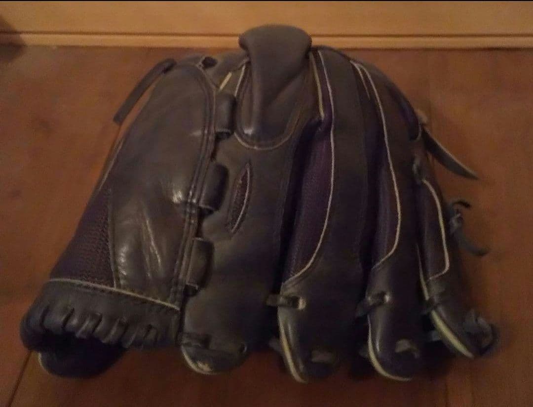 ミズノ（Mizuno）黒 投手（一般）用 軟式グローブ