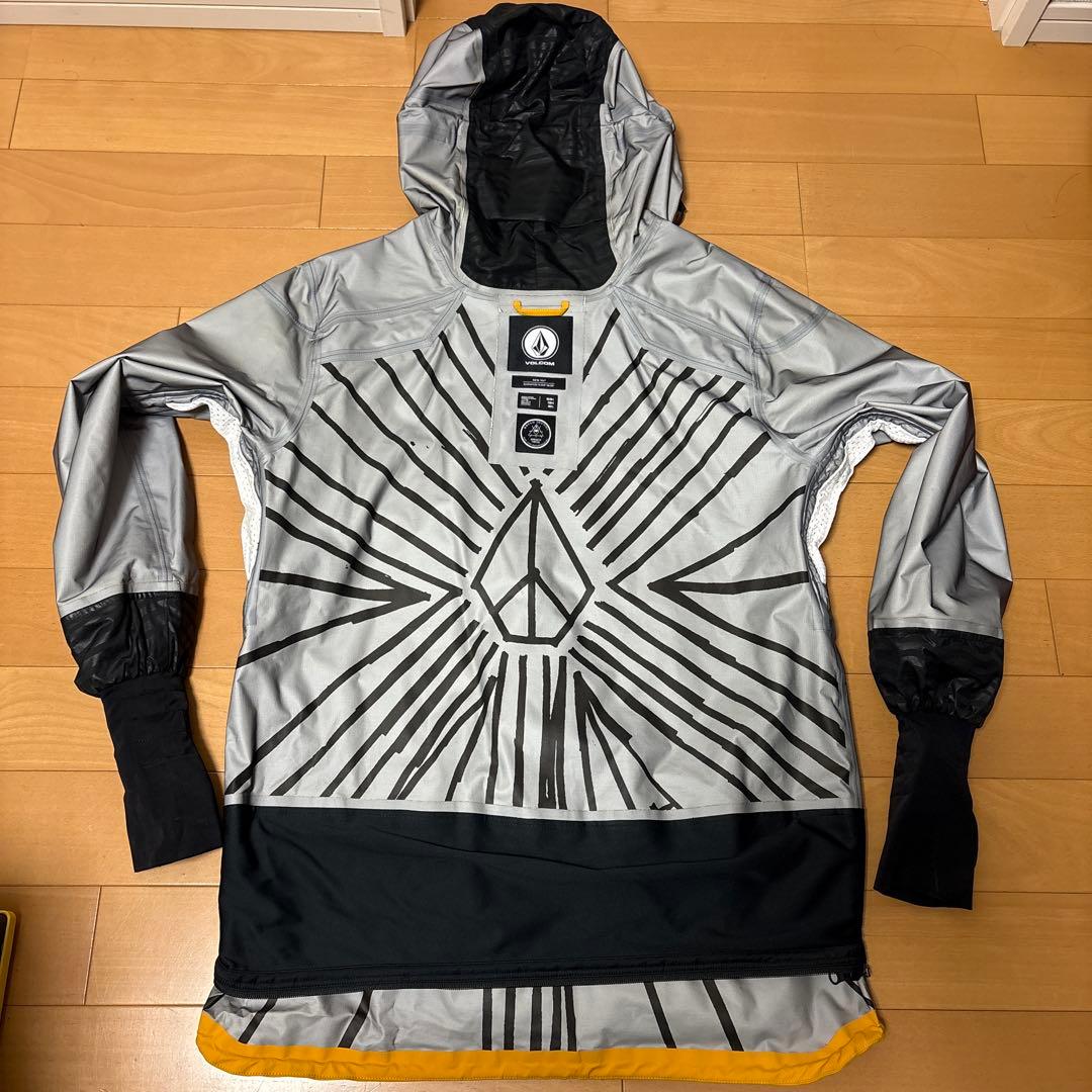 2*6様 美品VOLCOM GORE-TEX ボルコムブライアンイグチ　ウエア上