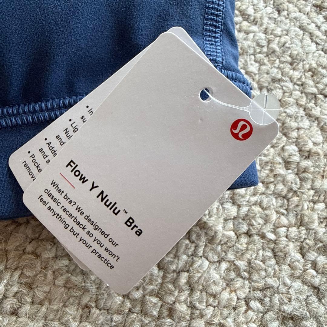 Lululemon Nulu ブラトップ サイズ6