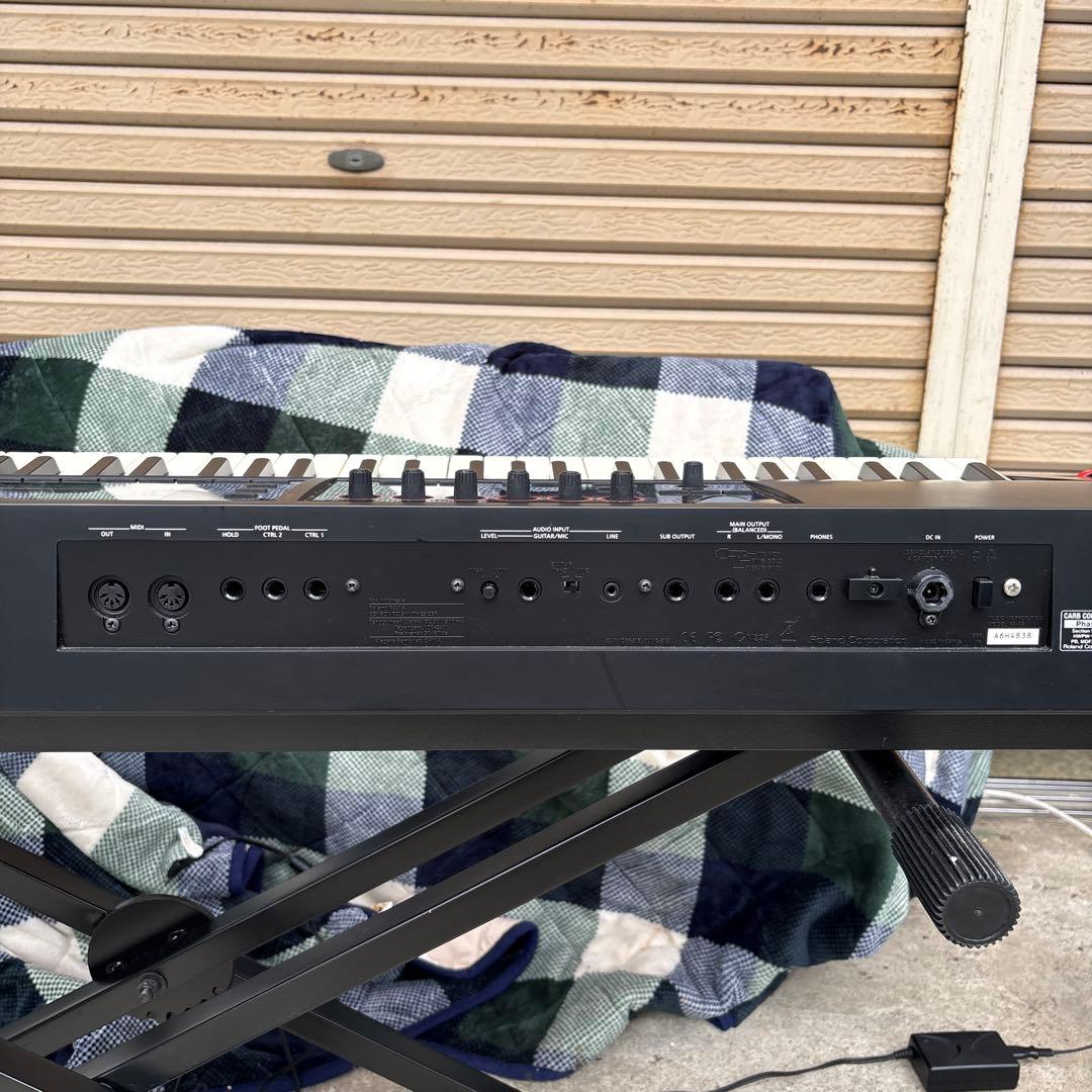 Roland FA08 シンセサイザー　キーボード　88鍵　音楽製作　鍵盤楽器