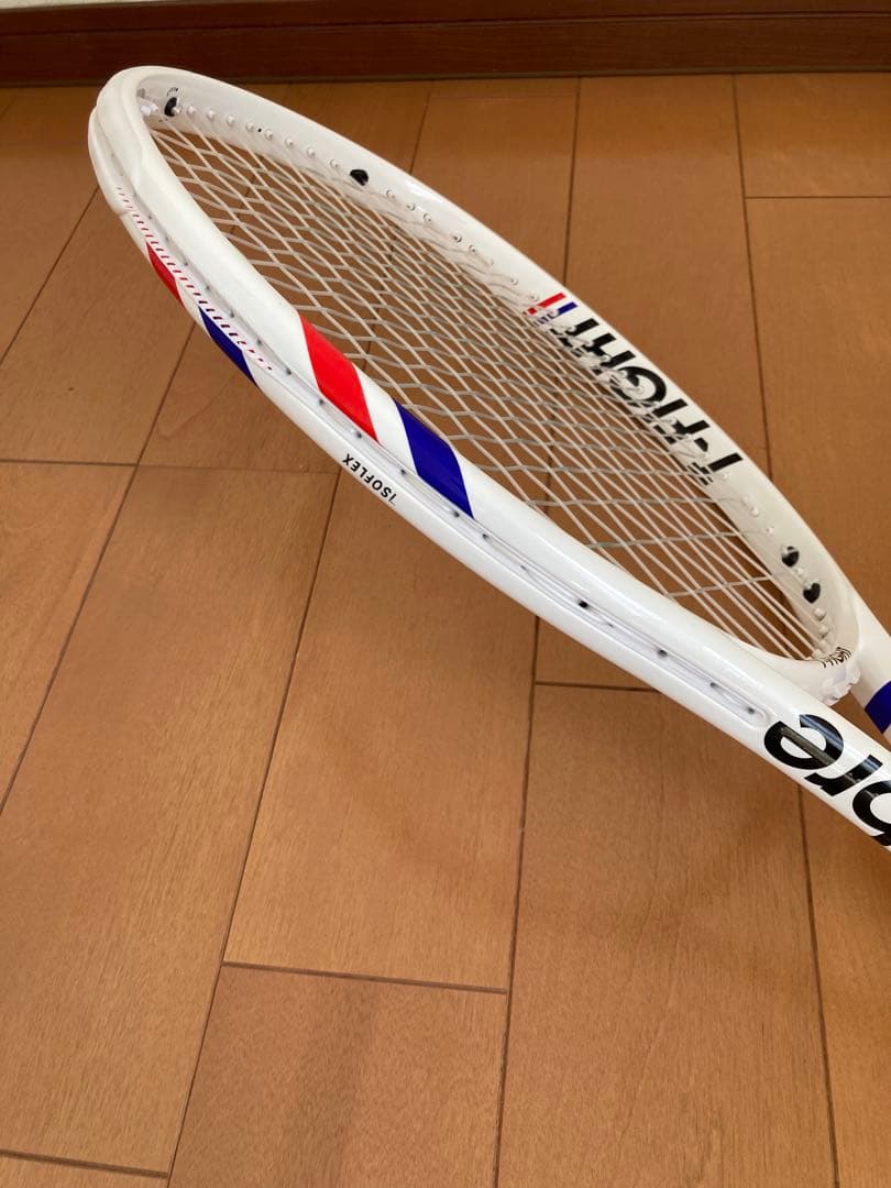 美品2025年 TecnifibreT-FIGHT 300S G2 98インチ