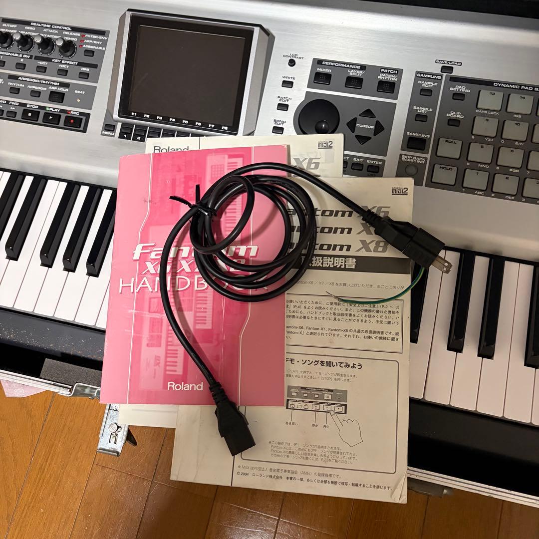Roland FANTOM X8 88鍵盤 シンセサイザー 専用ハードケース付き