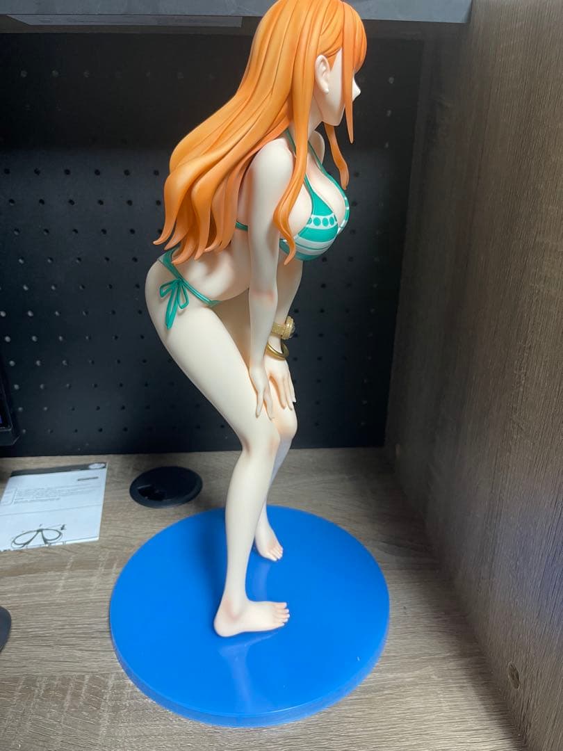 ONE PIECEナミ水着Ver. 1/4 スケールフィギュア