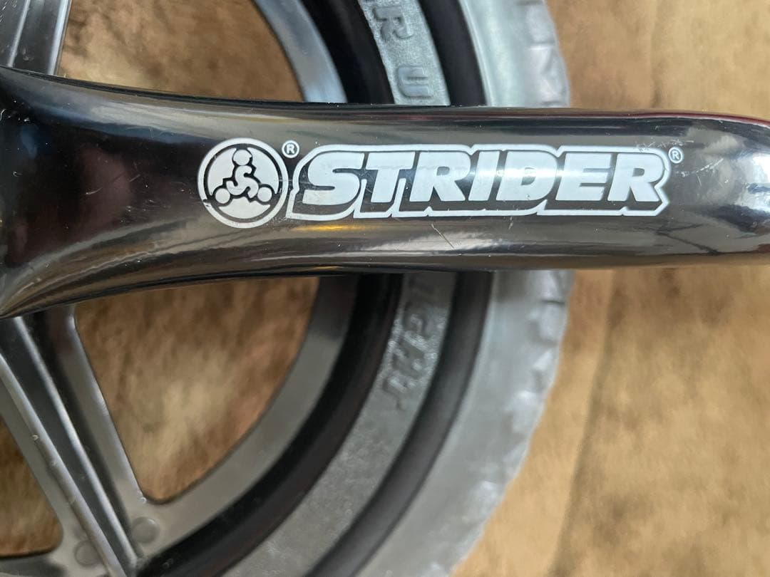 【日本正規品】STRIDER ストライダー SPORTS MODEL 赤