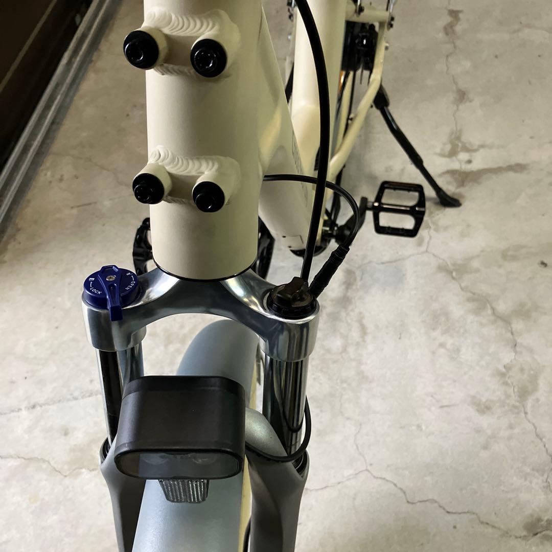 新品 ADO AIR28 Pro 電動アシスト自転車 26インチ ラテ ベージュ
