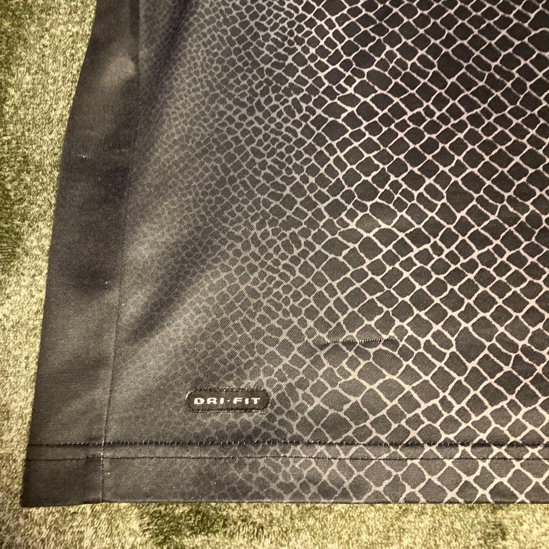 DRI-FIT スネークパターン ポロシャツ　S