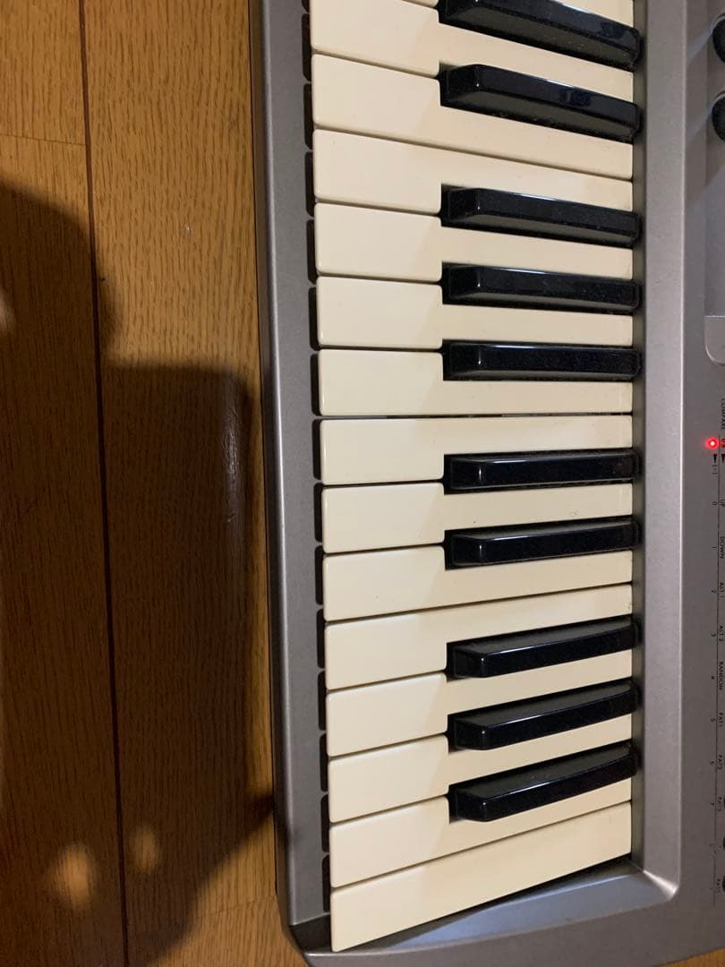 KORG Prophecy 本体とコード中古品