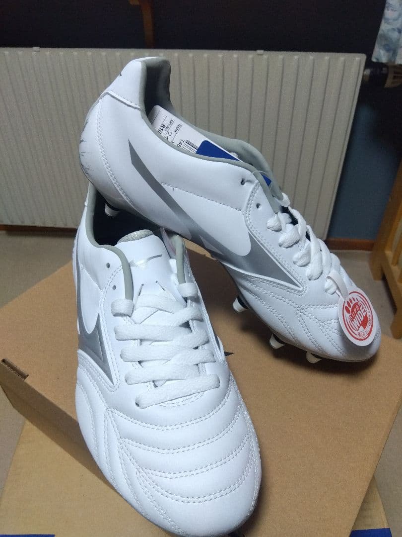 ラグビースパイク／28.0／白×シルバー／R1GA230003／新品・未使用品