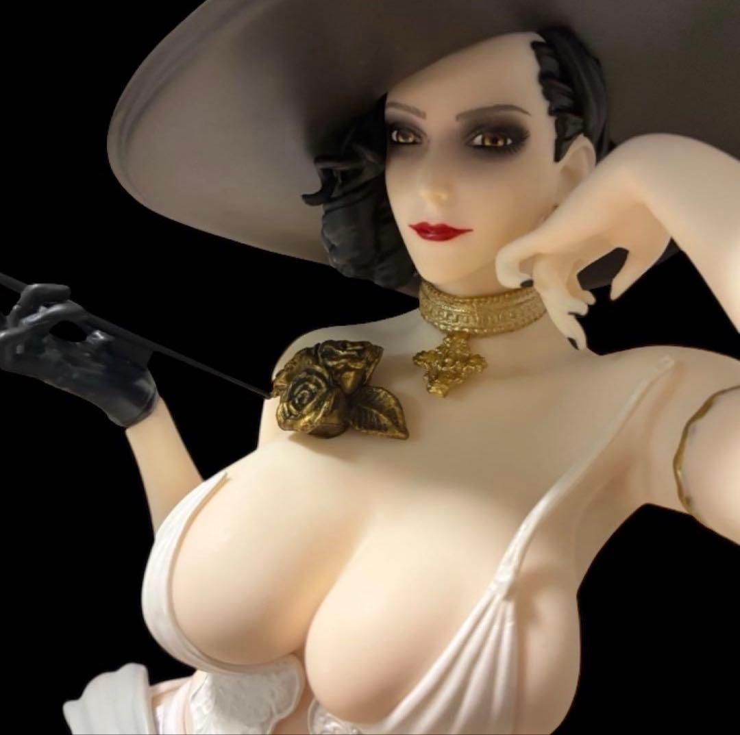 バイオハザードレクイエム発売前日記念レディ・ドミトレスク フィギュア セクシー