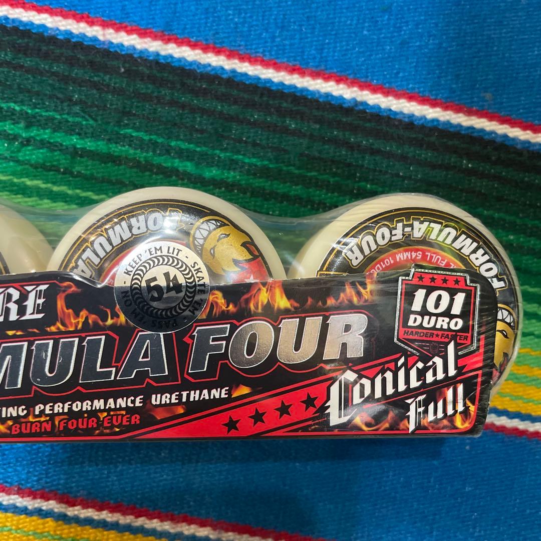 スケートボード SPITFIRE FORMULA FOUR 101 DURO 54mm