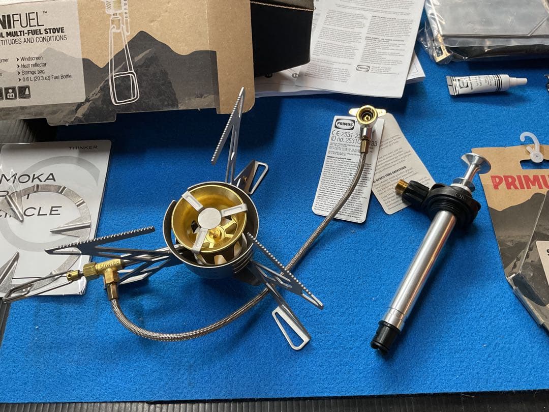 PRIMUS OMNI FUELマルチ燃料ストーブ新品未使用未点火付属品多数付き