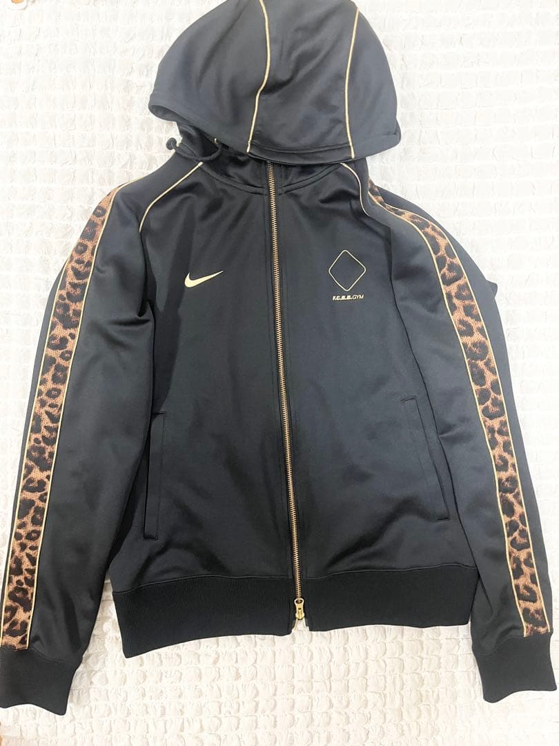 【即完売品‼️】FCRB NIKEレオパード 豹柄 ヒョウジャージ セットアップ