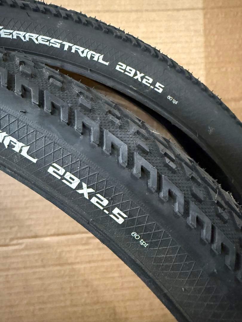 未使用品 Surly Extraterrestrial 29x2.5 2本セット
