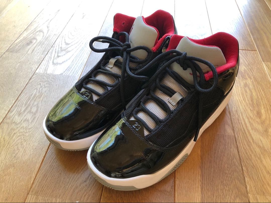 NIKE JORDAN MAX AURA 2 黒 赤 24cm 美品　バスケ