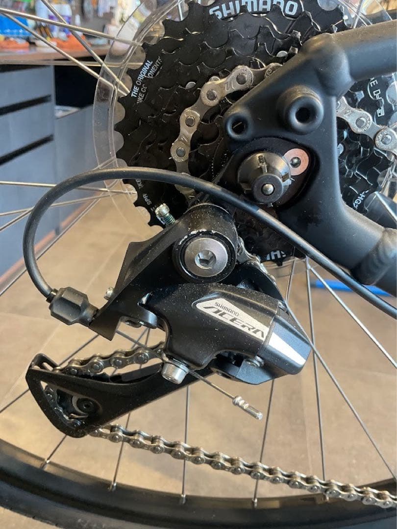 Trek FX 1 Gen 4 2026年モデル　Dark Star Matte