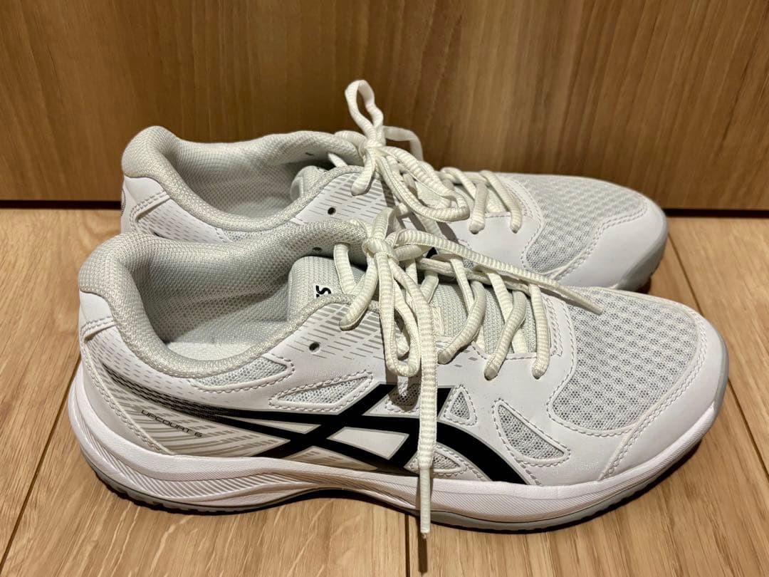 【値下げ】アシックス　バレーボールシューズ UPCOURT 6 GS ジュニア