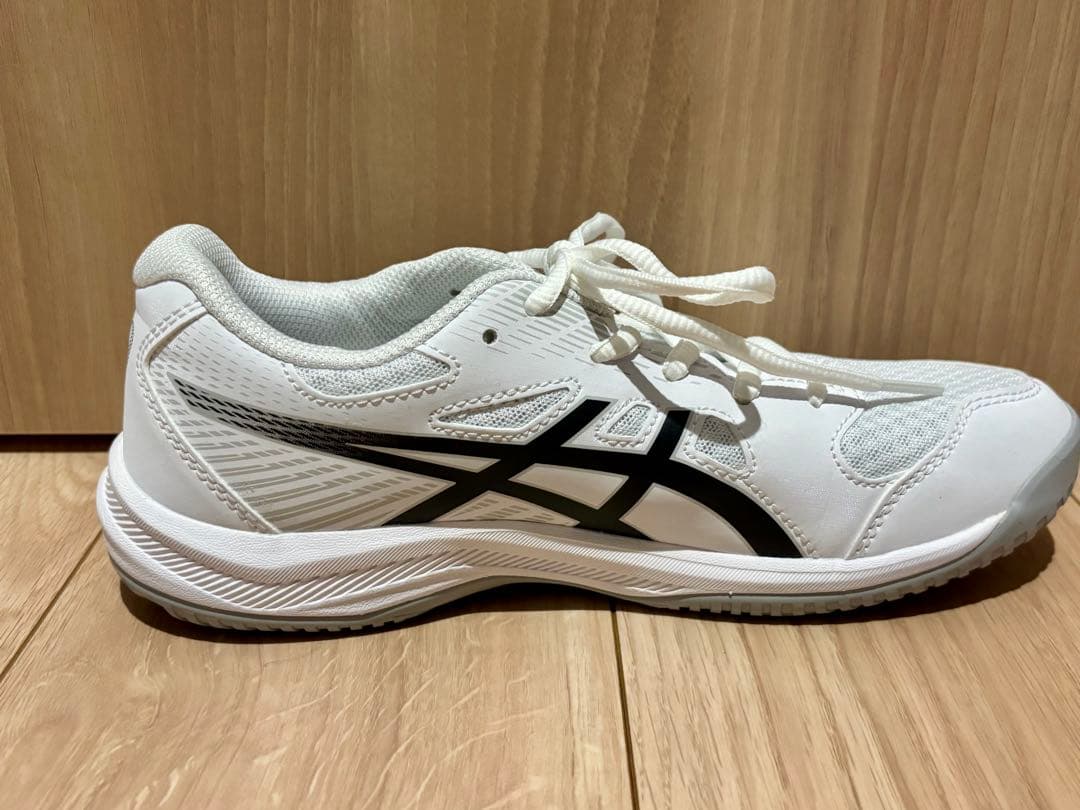 【値下げ】アシックス　バレーボールシューズ UPCOURT 6 GS ジュニア