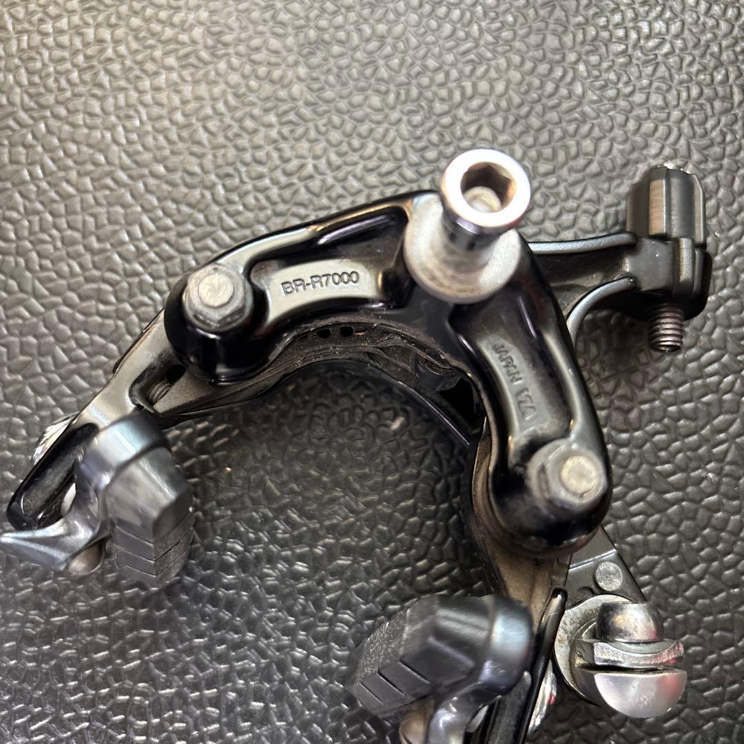 Shimano 105 キャリパーブレーキ 2個セットBR-R7000