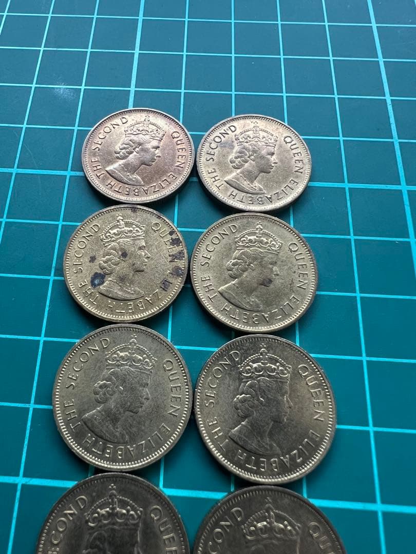外国硬貨　香港10C黄銅貨 1980年特年　10枚まとめロット
