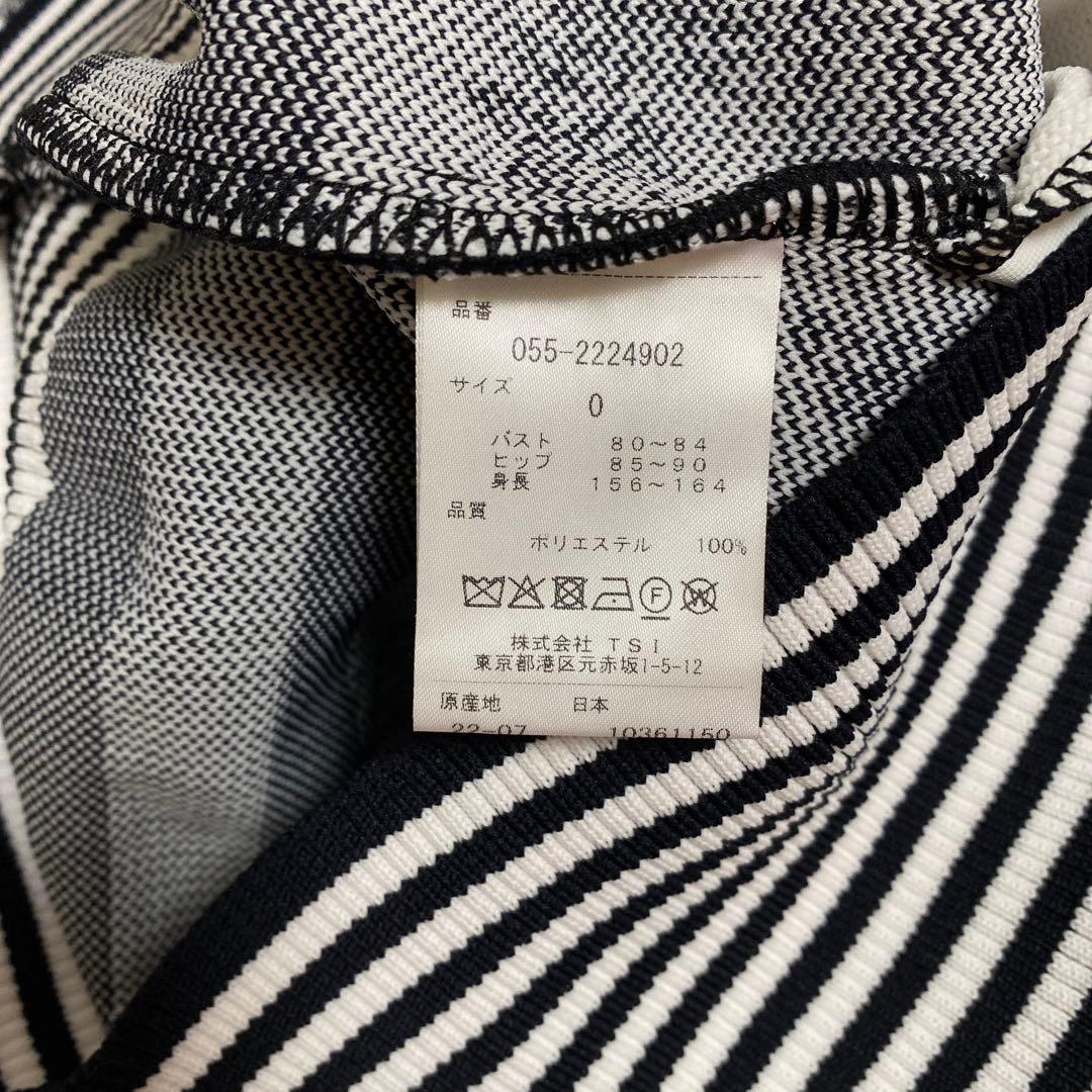 新品❣️パーリーゲイツ　花柄　モックネック　ニットワンピース　ゴルフウェア