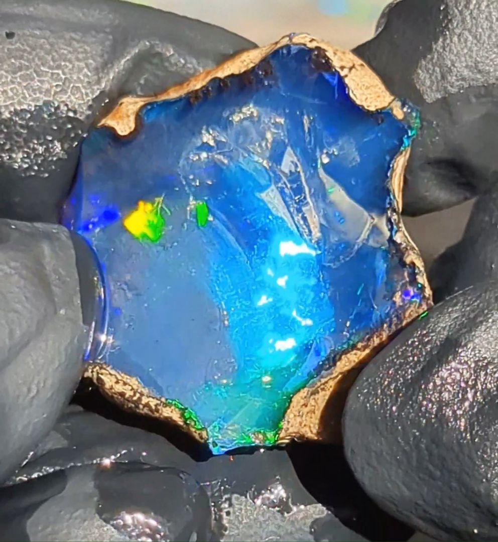 【20ct】エチオピア　オパール　原石　天然石　鉱物　標本　鉱石　ブルー