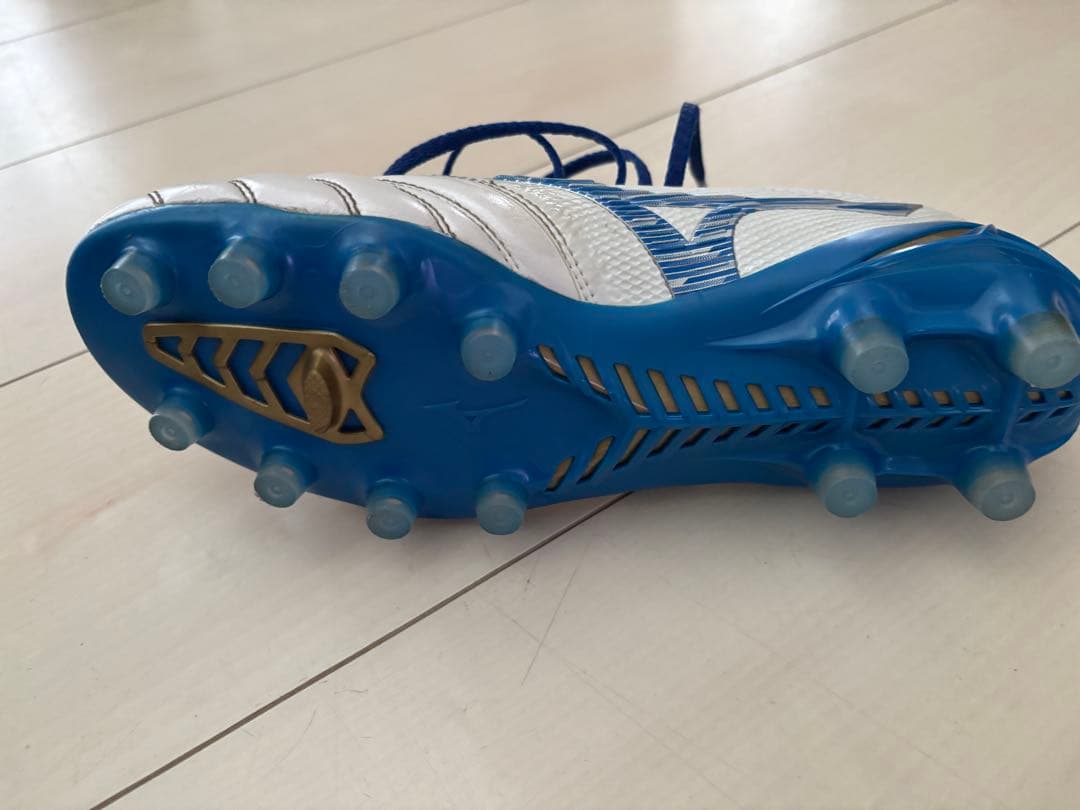 Mizuno Morelia Neo IV ベータ23.5cm