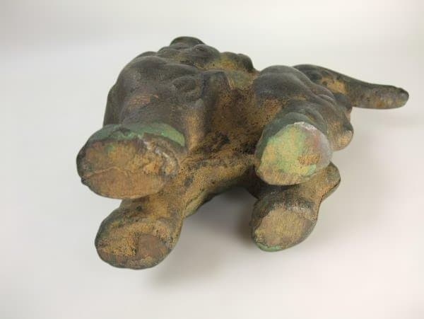 青銅製 獅子の置物 古い 鉄製 向獅子 銘「光龍」時代物 骨董