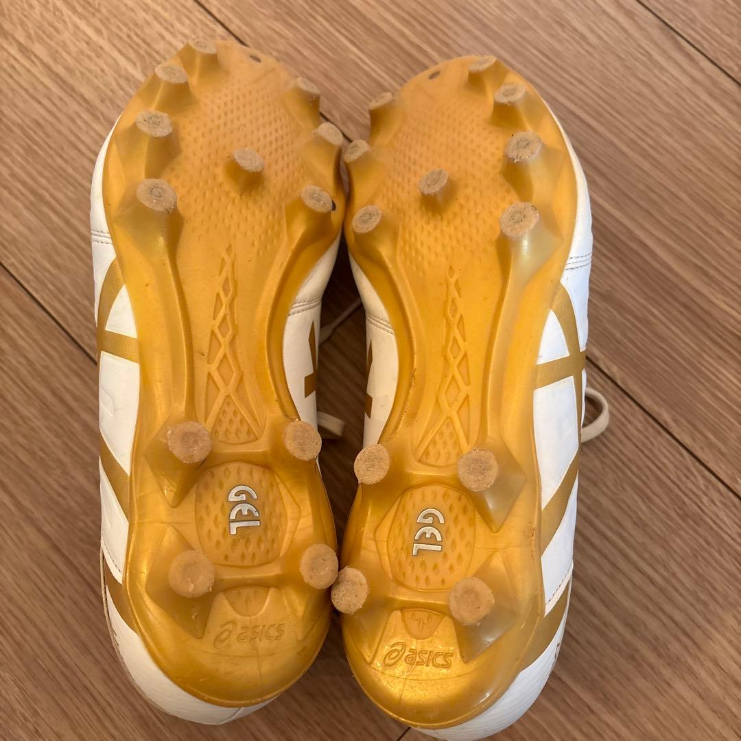 ASICS DS LIGHT サッカーシューズ ホワイト/ゴールド　26cm