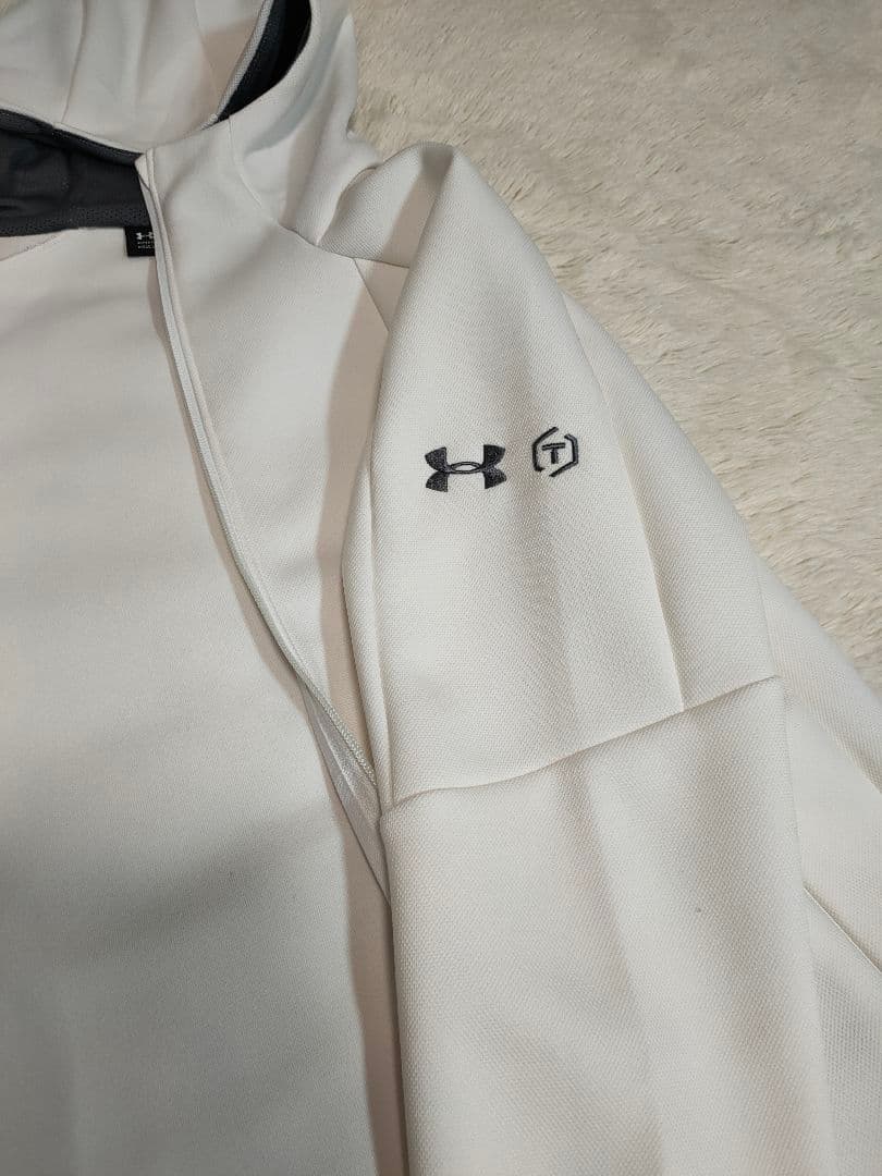 アンダーアーマー UNDERARMOUR ジャージジャケット L 白 刺繍ロゴ