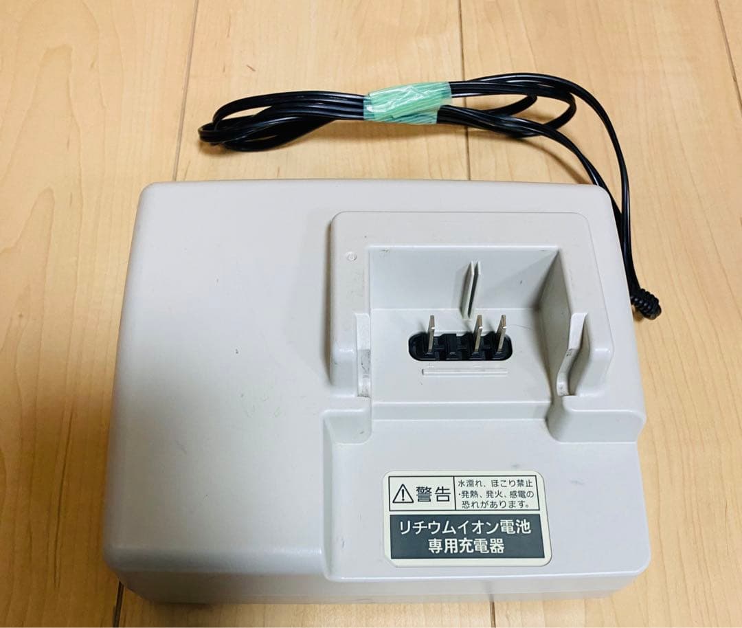 Panasonic電動自転車　バッテリー充電器